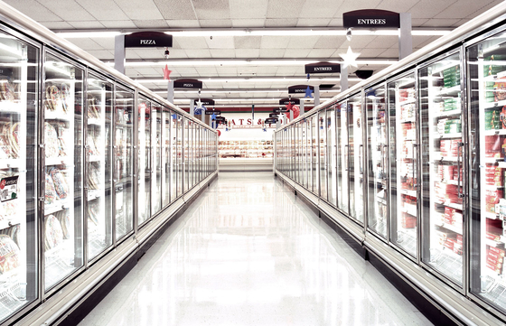Congelador de vidro ereto da porta da anti névoa para a carne e produtos alimentares sensíveis