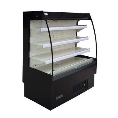 O diodo emissor de luz ilumina o refrigerador aberto da exposição para a carne obstrui na economia de energia